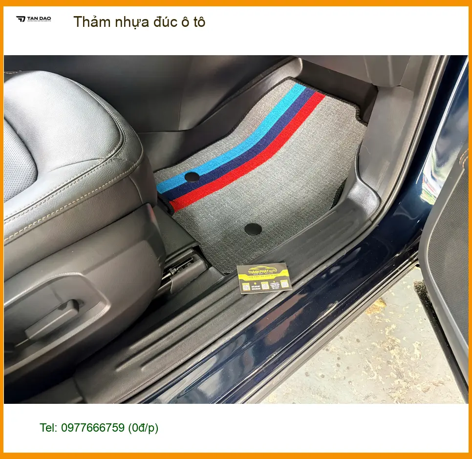 Anh Trường lắp thảm nhựa đúc ô tô cho Hyundai Santa Fe tại Quận 1 để nội thất luôn mới ảnh thực tế 3