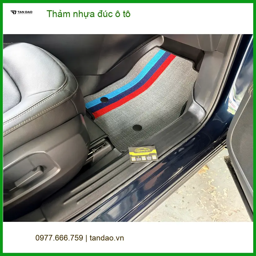 Chị Quỳnh tìm thảm nhựa đúc ô tô Hyundai Accent tại Quận 11 bền đẹp ảnh thực tế 2