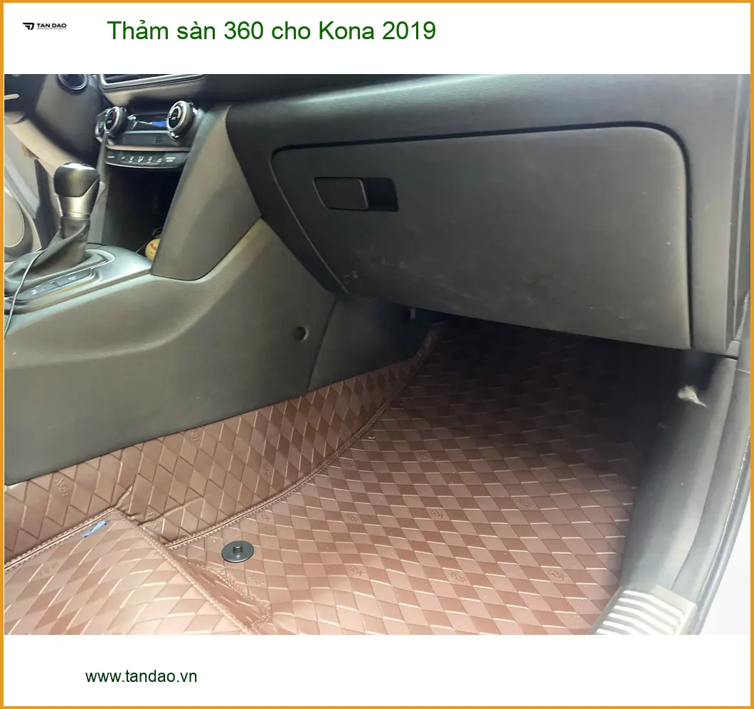 Chị Mai Phương lắp thảm sàn 360 cho Kona 2019 tại Quận Thủ Đức để nội thất luôn sạch đẹp ảnh thực tế 4