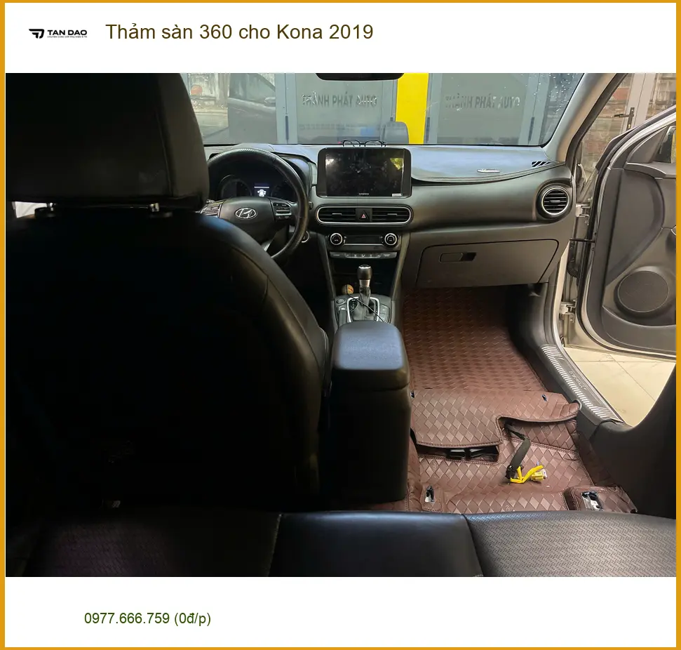 Chú Lộc lắp thảm sàn 360 cho Kona 2019 tại Quận Tân Phú vì thảm cũ đã sờn rách ảnh thực tế 3