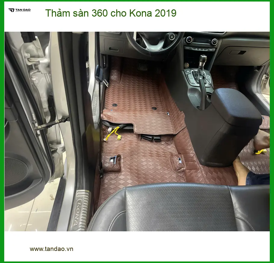 Chị Lan Anh lắp thảm sàn 360 cho Kona 2019 ở Quận 5 vì thảm cũ khó vệ sinh ảnh thực tế 2