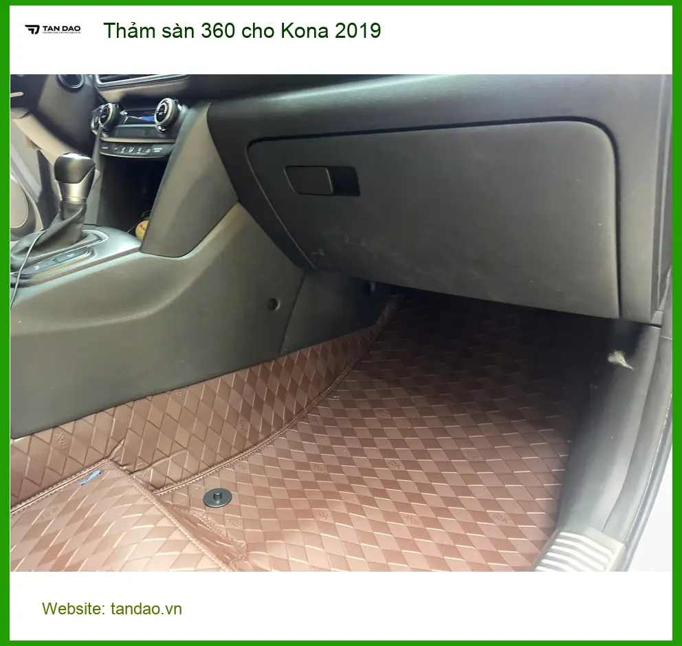 Anh Cường lắp thảm sàn 360 cho Hyundai Kona 2019 để giữ sạch nội thất xe tại Quận 6 ảnh thực tế 2