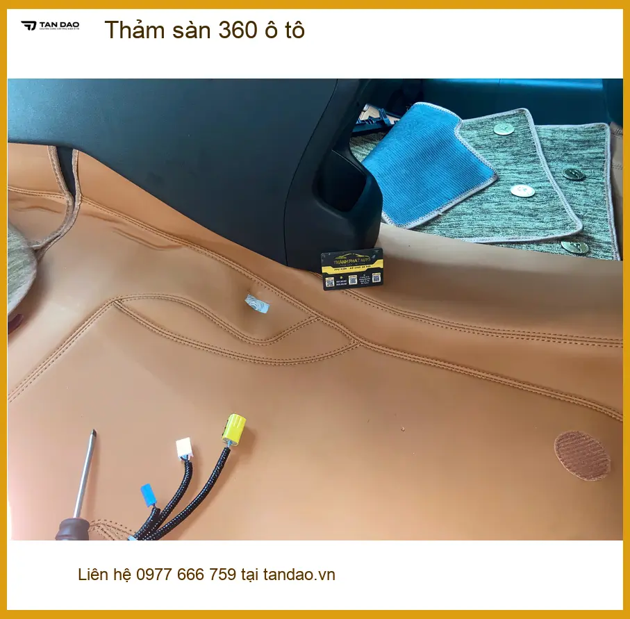 Anh Khôi lắp thảm sàn 360 ô tô cho Mazda 3 Quận Thủ Đức tiện vệ sinh. ảnh thực tế 2