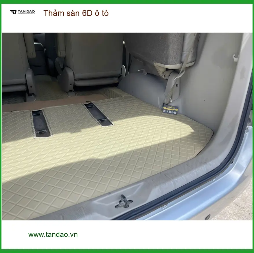Chú Minh bọc thảm sàn 6D ô tô cho Hyundai Santa Fe ở Quận Tân Bình vì thảm zin bị cũ, khó vệ sinh ảnh thực tế 2