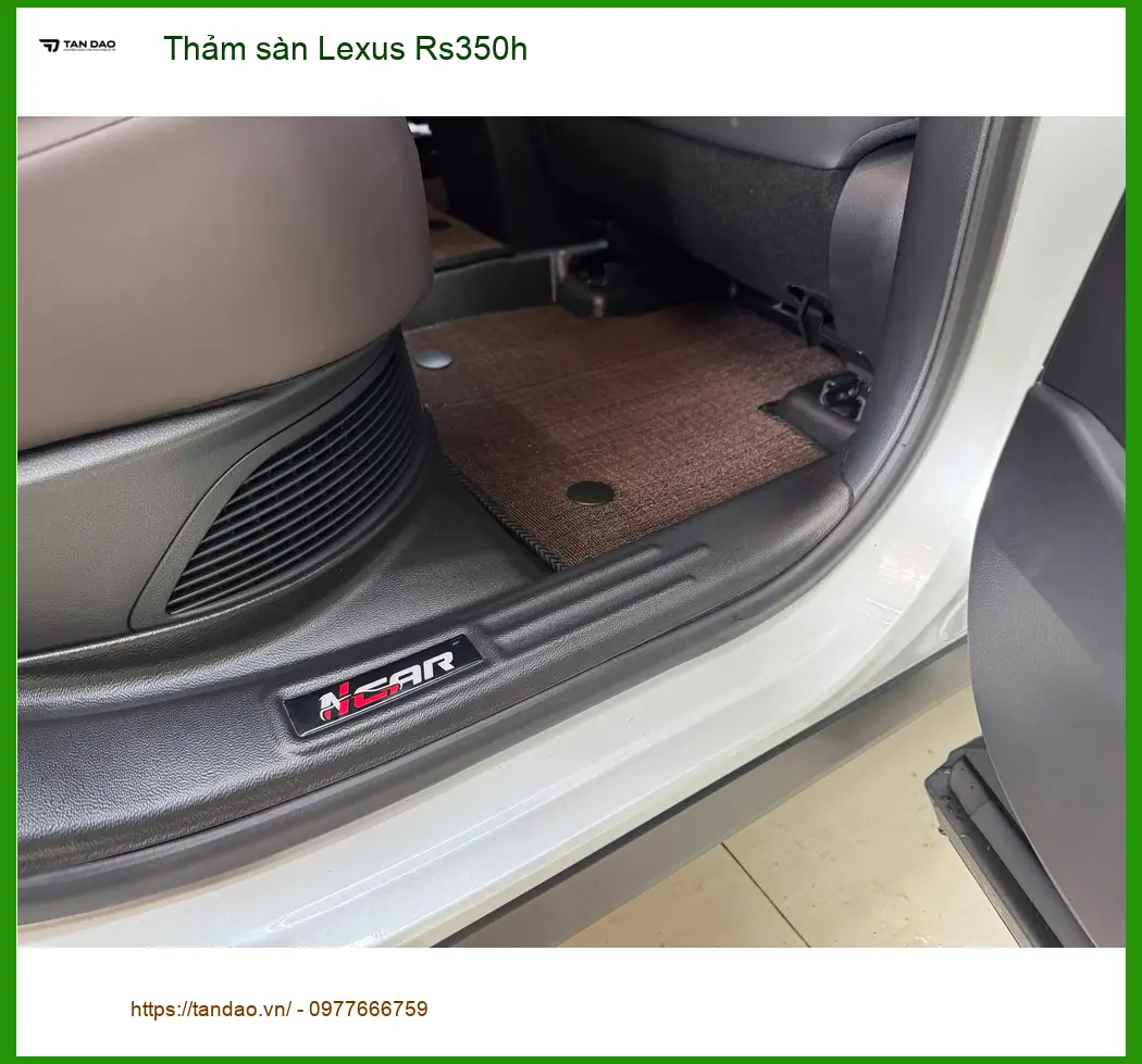 Chị Hà thay thảm sàn Lexus Rs350h tại Quận 7 để giữ khoang nội thất luôn mới ảnh thực tế 2
