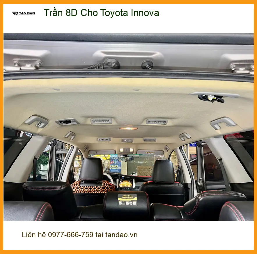 Anh Khang lắp Trần 8D cho Toyota Innova tại Quận Tân Phú để nội thất thêm sang trọng ảnh thực tế 4