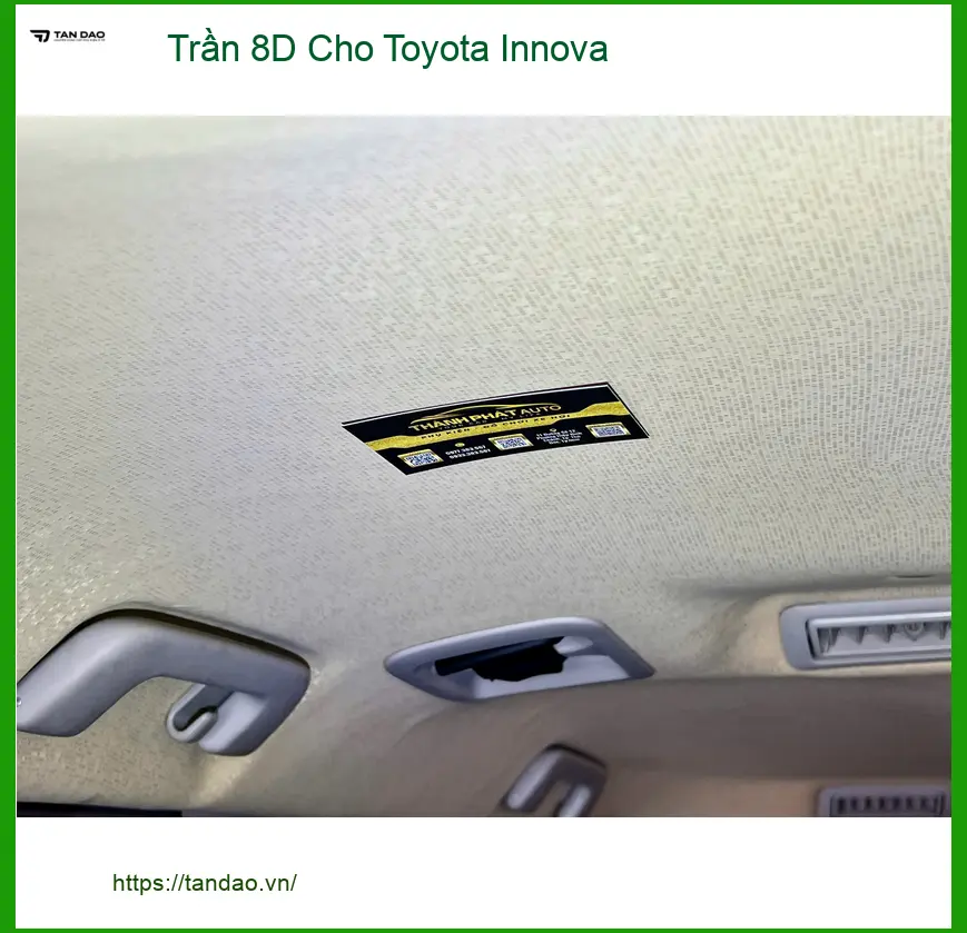 Anh Khang lắp Trần 8D Cho Toyota Innova tại Nhà Bè tăng thẩm mỹ xe