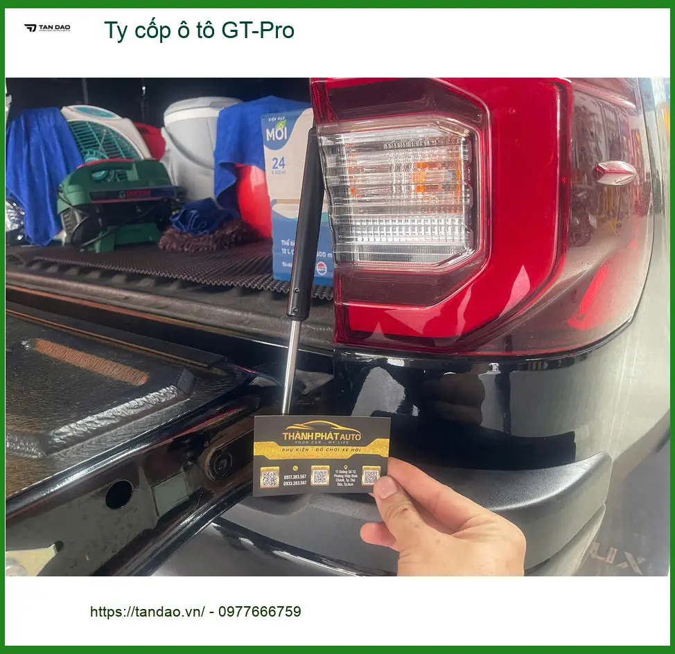 Anh Lâm lắp Ty cốp ô tô GT-Pro cho Toyota Fortuner tại Quận Bình Tân ảnh thực tế 4