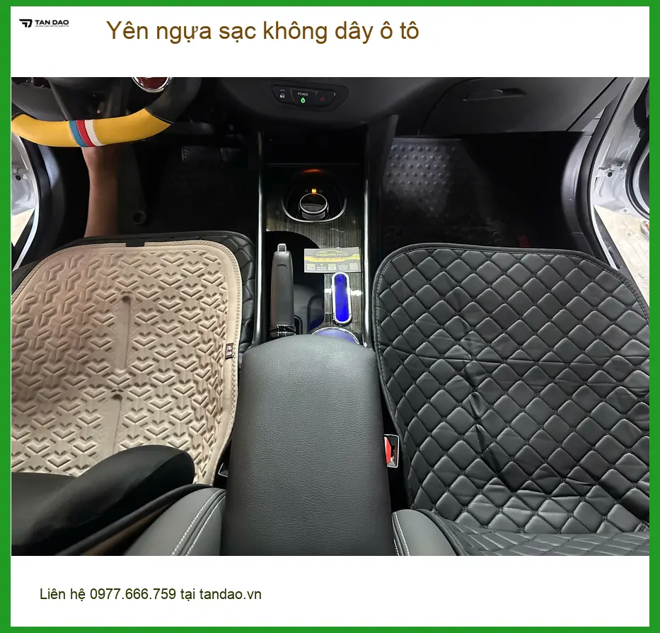 Anh Khải lắp yên ngựa sạc không dây ô tô Honda HR-V tại Quận 9 để tiện sạc điện thoại
