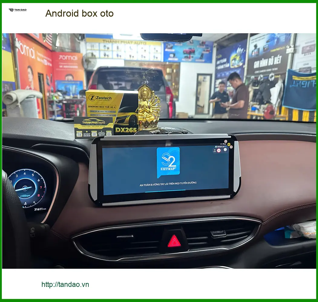 Chị Vân lắp Android box ô tô cho Mazda CX-5 tại Quận 12 để trải nghiệm giải trí đỉnh cao