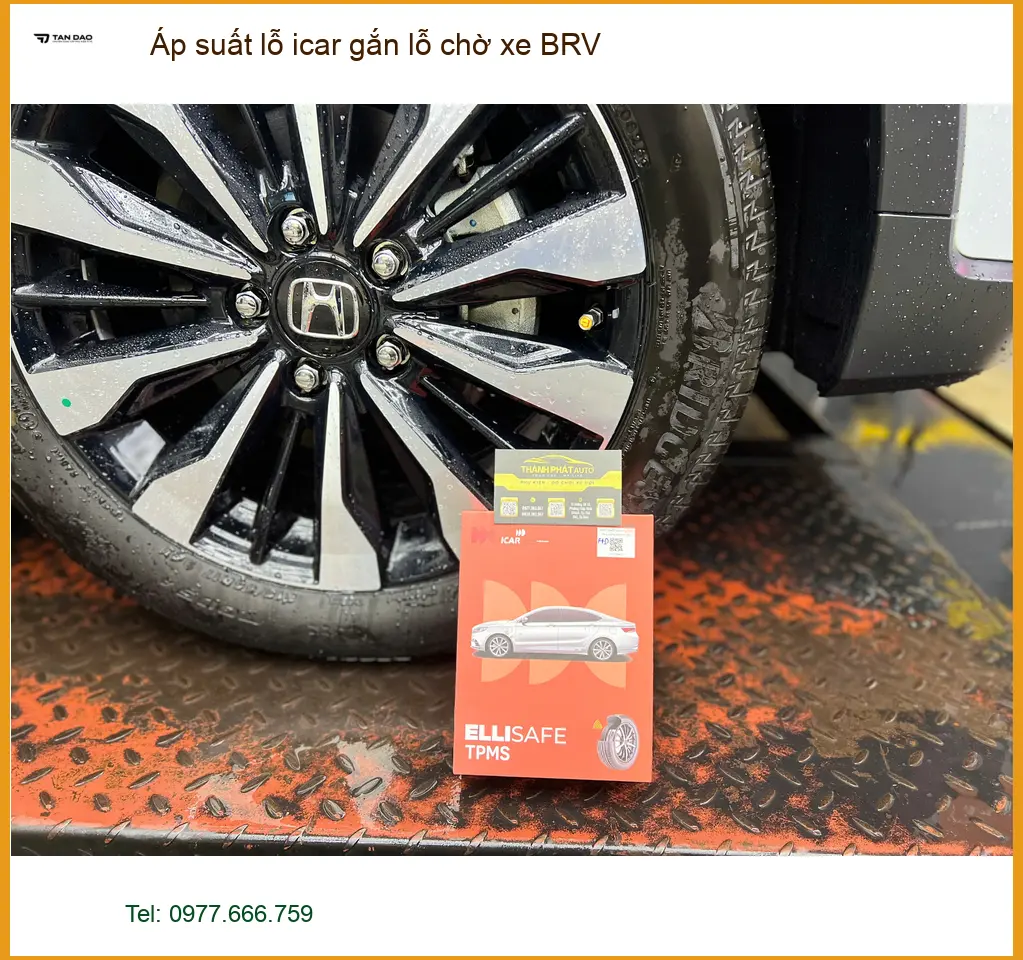 Chú Đạt gắn áp suất lỗ iCar cho BRV tại Hóc Môn vì lo lốp non hơi ảnh thực tế 3