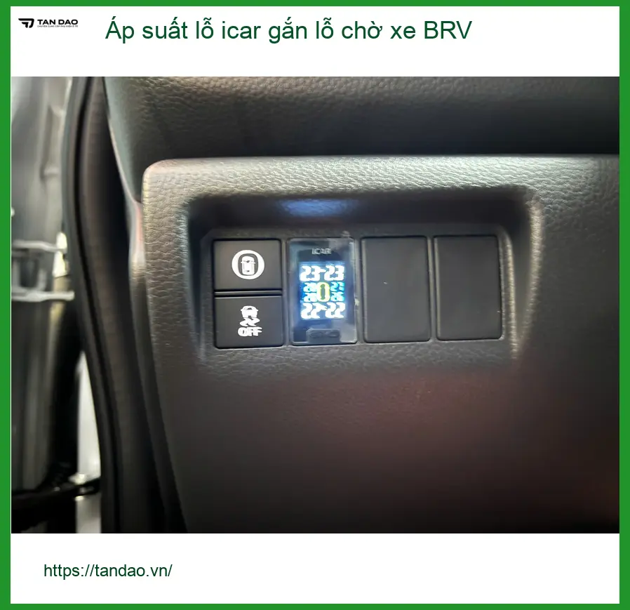 Anh Dũng lắp cảm biến áp suất lốp Icar gắn lỗ chờ BRV tại Gò Vấp ảnh thực tế 3