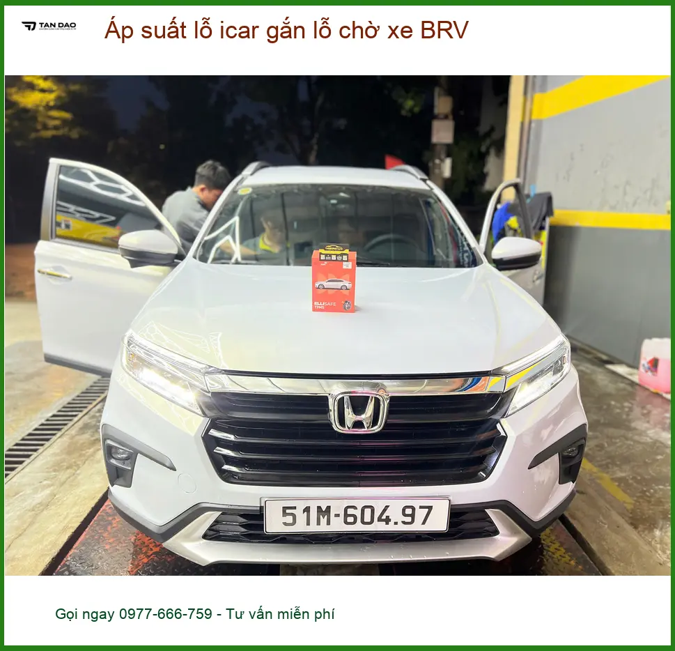 Anh Tú gắn áp suất lỗ Icar lỗ chờ xe BRV Quận 6 an toàn ảnh thực tế 3