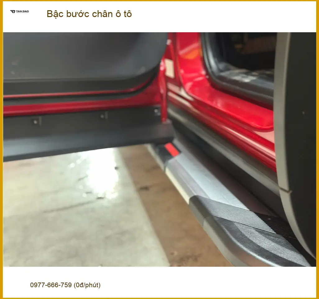 Chú Bảy lắp bậc bước chân ô tô cho Honda CR-V tại Nhà Bè an toàn hơn. ảnh thực tế 2