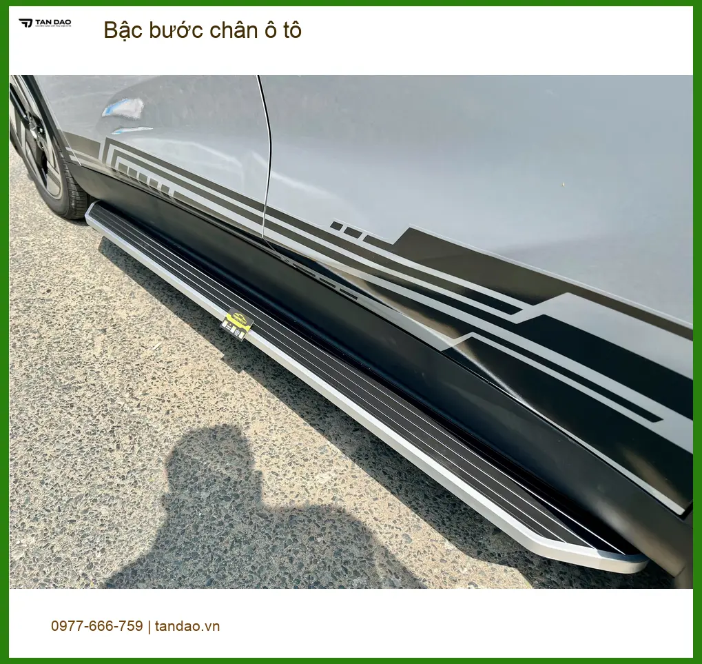 Anh Quang lắp bậc bước chân ô tô Hyundai Santa Fe tại Quận 6 để tiện cho gia đình ảnh thực tế 2