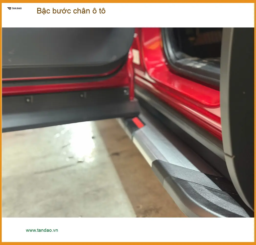 Chị Loan lắp bậc bước chân ô tô cho Ford Everest tại Quận 2 để bé lên xuống xe dễ hơn ảnh thực tế 4