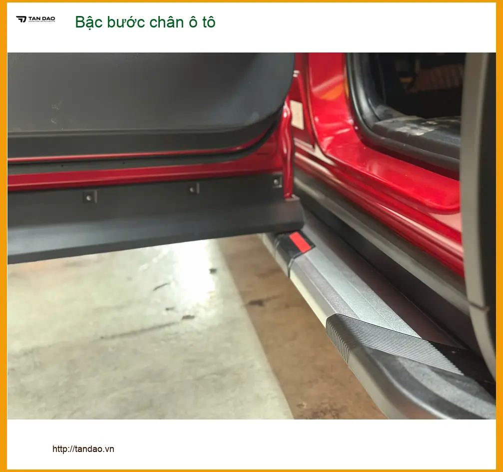 Anh Khải lắp bậc bước chân ô tô cho Hyundai Creta tại Quận Tân Bình để lên xuống xe an toàn hơn ảnh thực tế 4