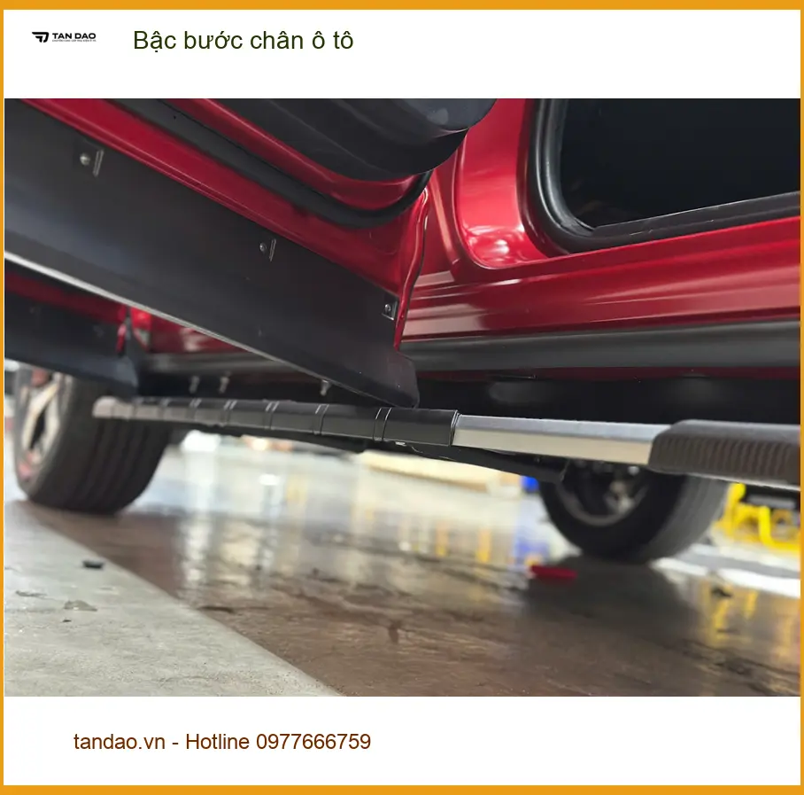 Chị Thảo lắp bậc bước chân ô tô Hyundai SantaFe tại Cần Giờ lên xuống tiện lợi ảnh thực tế 5