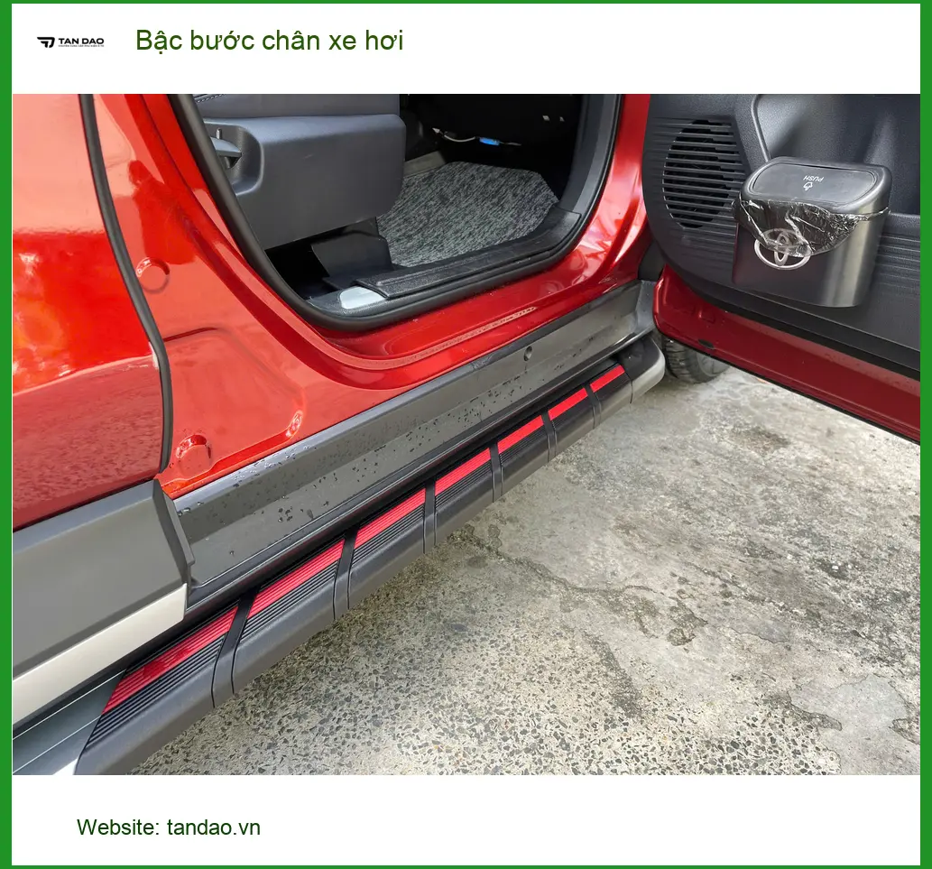 Chị Thảo lắp bậc bước chân xe hơi cho Hyundai Creta tại Quận 8 để lên xuống xe dễ dàng hơn ảnh thực tế 3