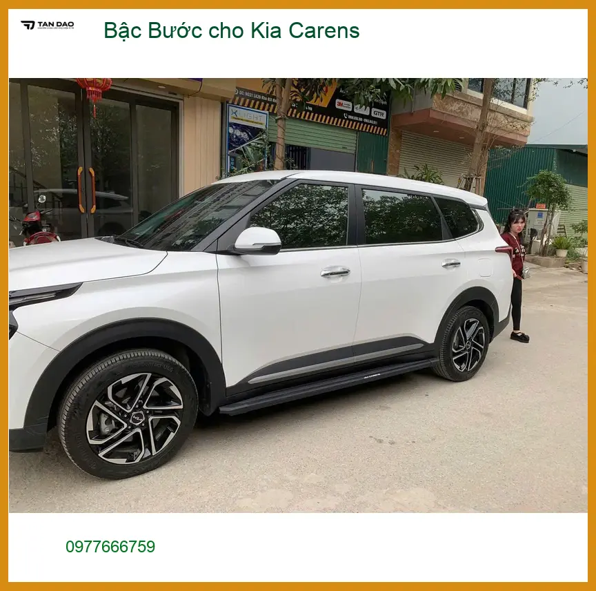 Anh Dũng lắp Bậc Bước cho Kia Carens tại Quận 7 cho bé nhà dễ dàng lên xuống xe ảnh thực tế 5