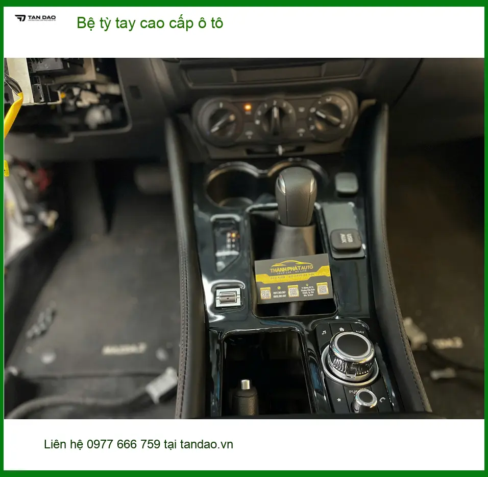 Chị Thanh Hương lắp bệ tỳ tay cao cấp cho Hyundai Accent ở Quận 2 ảnh thực tế 5