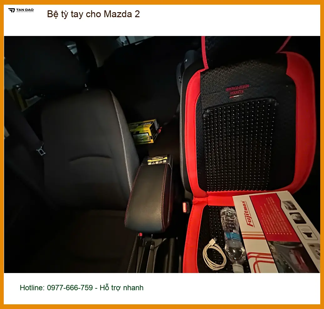 Anh Đạt lắp bệ tỳ tay cho Mazda 2 tại Quận Thủ Đức để hành trình dài không còn mỏi tay ảnh thực tế 2