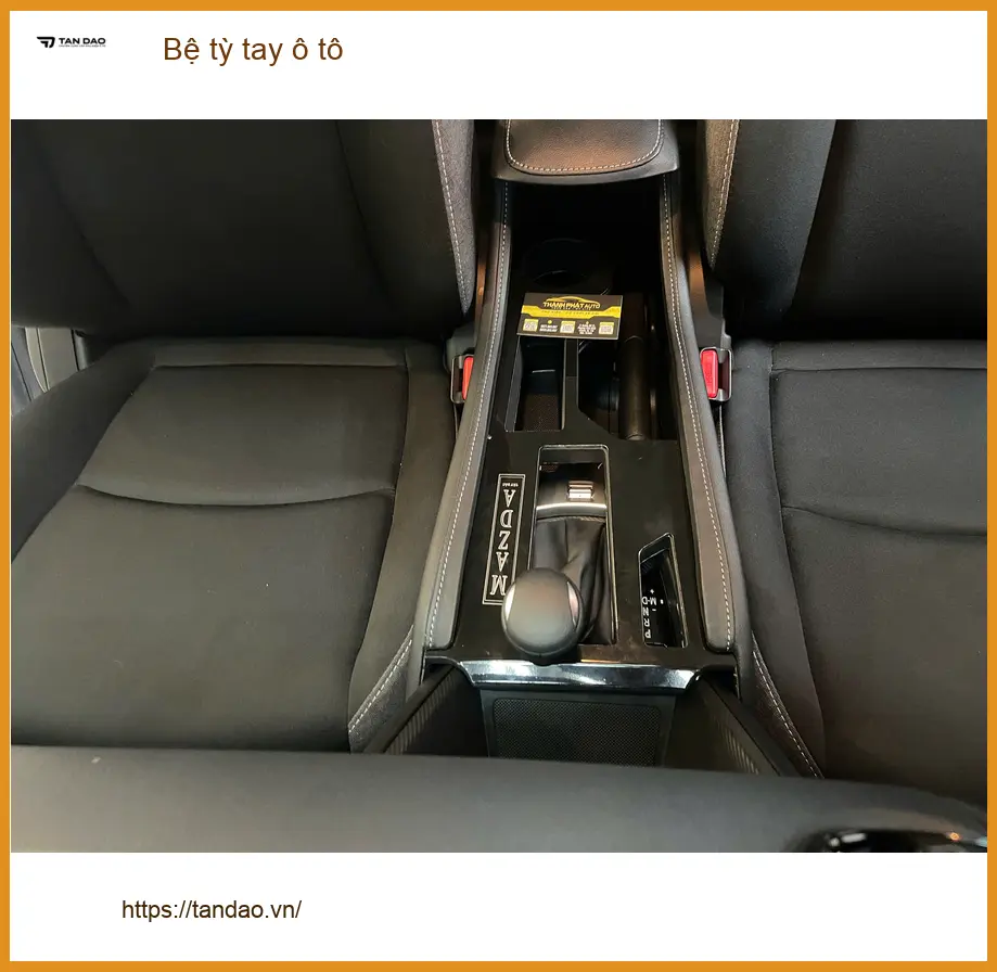 Anh Khải lắp bệ tỳ tay ô tô cho Honda HR-V tại Quận 2 để lái xe thoải mái hơn ảnh thực tế 4