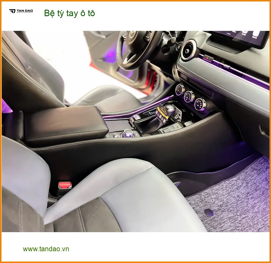 Chú Đức lắp bệ tỳ tay ô tô cho Mitsubishi Attrage tại Quận 6 ảnh thực tế 4