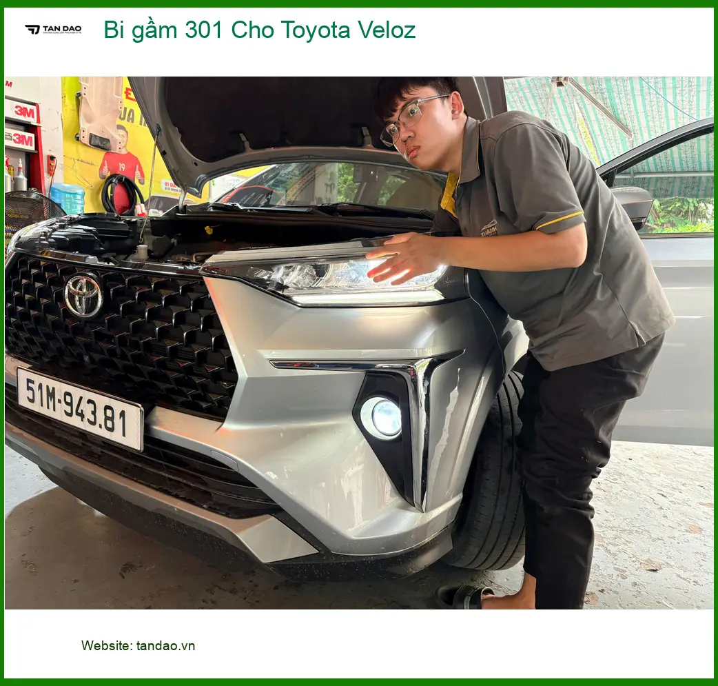 Anh Quang lắp bi gầm 301 cho Toyota Veloz tại Quận 9 để tăng sáng khi về đêm