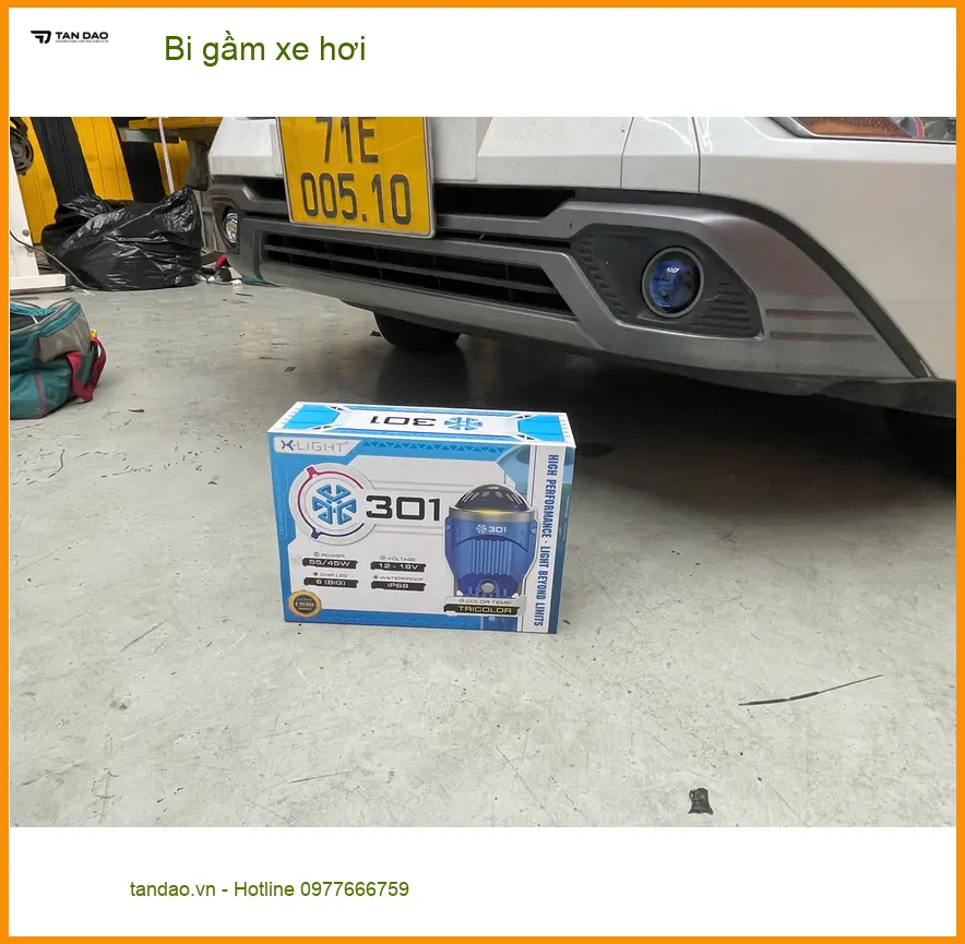 Anh Minh độ bi gầm xe hơi cho Honda CRV Quận Gò Vấp vì đèn zin quá yếu khi trời mưa lớn ảnh thực tế 2