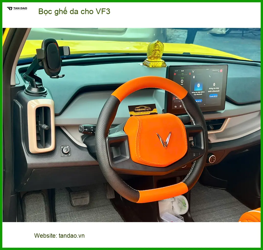 Chị Hương bọc ghế da cho VF3 Quận 11 để nội thất xe sang trọng và dễ vệ sinh hơn