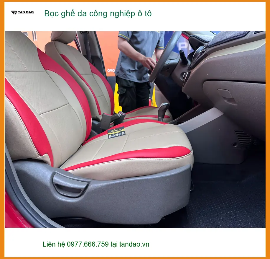Chị Thanh Hoa bọc ghế da công nghiệp ô tô Suzuki XL7 ở Quận Thủ Đức. ảnh thực tế 2