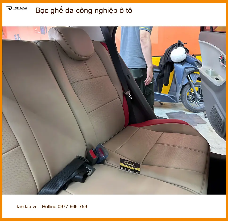 Anh Minh Khang bọc ghế da công nghiệp ô tô cho Toyota Vios tại Quận 12 để xe trông mới mẻ hơn ảnh thực tế 3