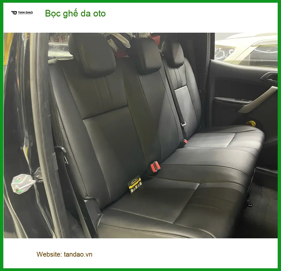 Anh Việt bọc ghế da Hyundai Accent tại Quận 9 để nâng tầm không gian nội thất ảnh thực tế 2