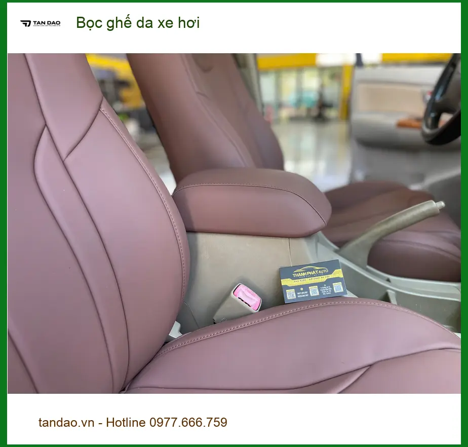 Chị Thảo bọc ghế da xe hơi Hyundai Santa Fe tại Quận 2 để nội thất sang trọng hơn ảnh thực tế 4