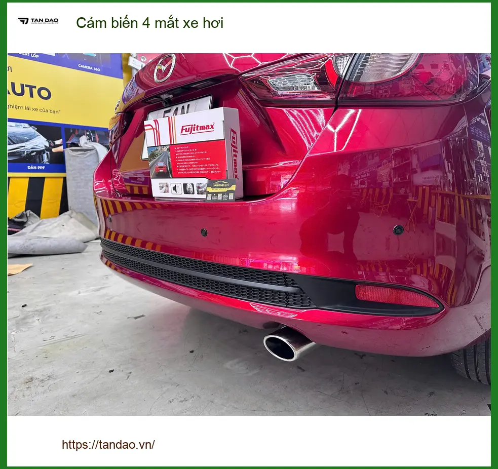 Anh Khải lắp cảm biến 4 mắt xe hơi cho Hyundai Creta tại Quận 10 để lùi xe an toàn hơn ảnh thực tế 4