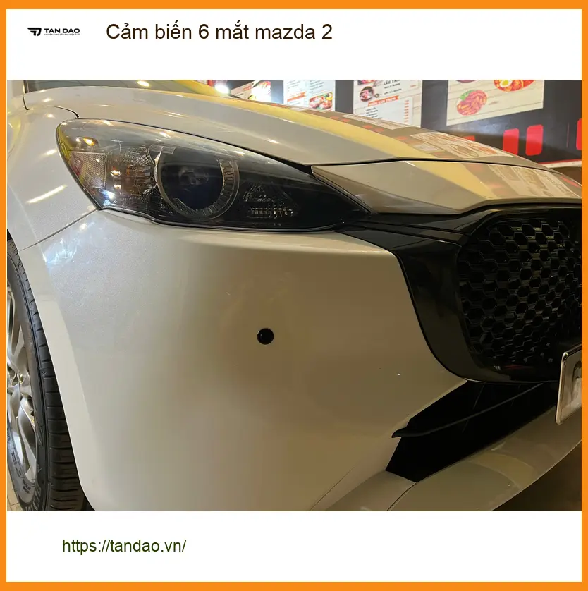 Anh Trường lắp cảm biến 6 mắt Mazda 2 tại Quận Thủ Đức để đỗ xe an toàn hơn ảnh thực tế 2