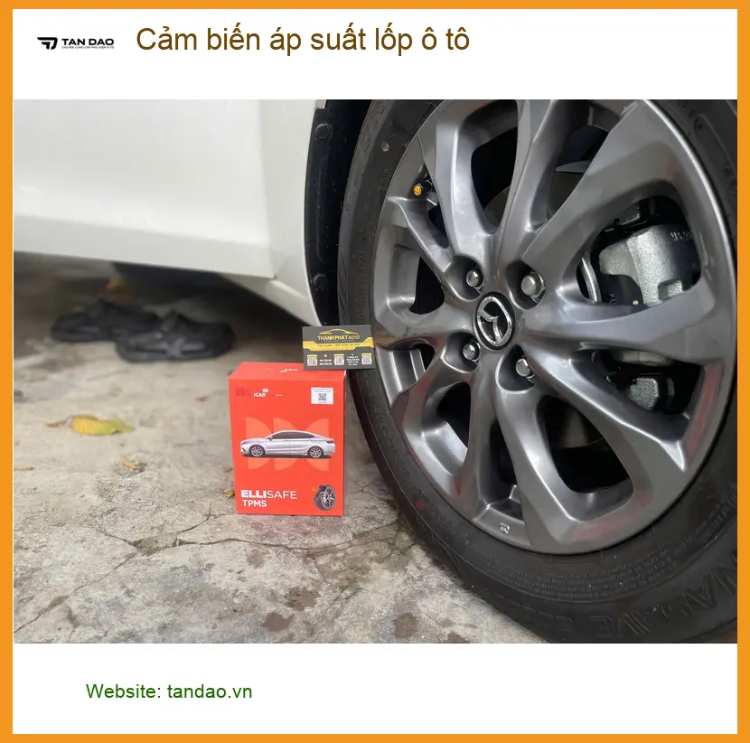 Anh Duy lắp cảm biến áp suất lốp ô tô cho Kia Sorento ở Quận 3 ảnh thực tế 3
