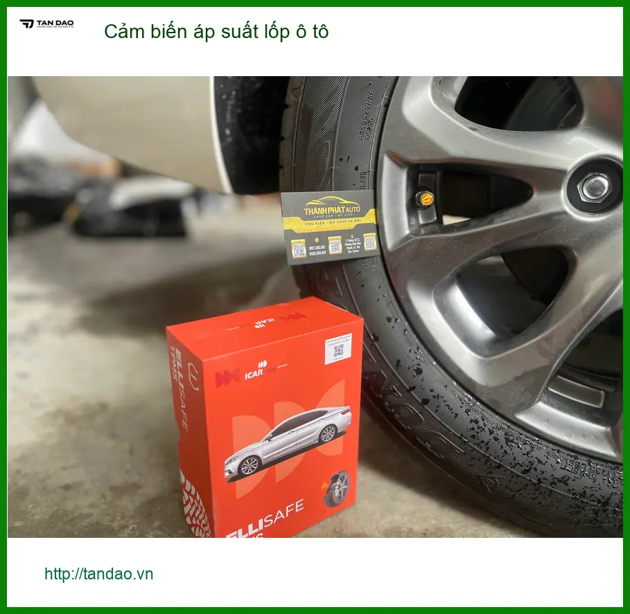 Chú Bách lắp cảm biến áp suất lốp cho Honda CR-V ở Quận Bình Thạnh. ảnh thực tế 5