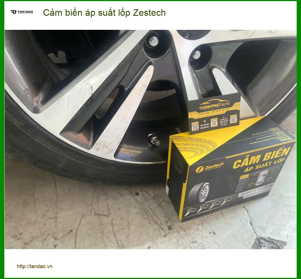 Chị Diệu lắp cảm biến áp suất lốp Zestech cho Kia K3 tại Quận Thủ Đức ảnh thực tế 3