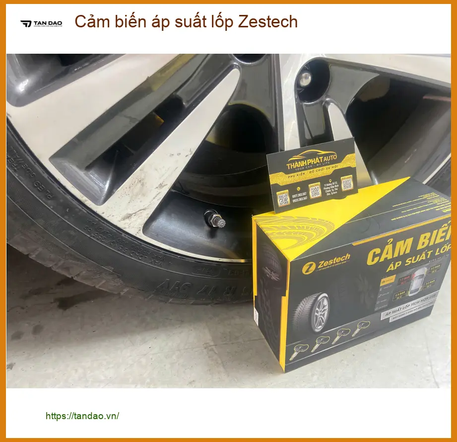 Cô Phương lắp cảm biến áp suất lốp Zestech cho Toyota Vios tại Hóc Môn để an toàn chuyến đi. ảnh thực tế 2