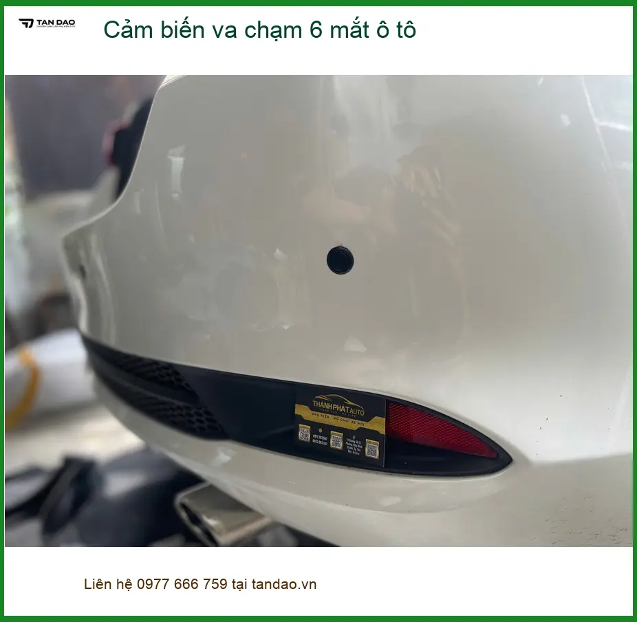 Chị Thảo lắp cảm biến va chạm 6 mắt ô tô Kia K3 Quận 5 an toàn. ảnh thực tế 3