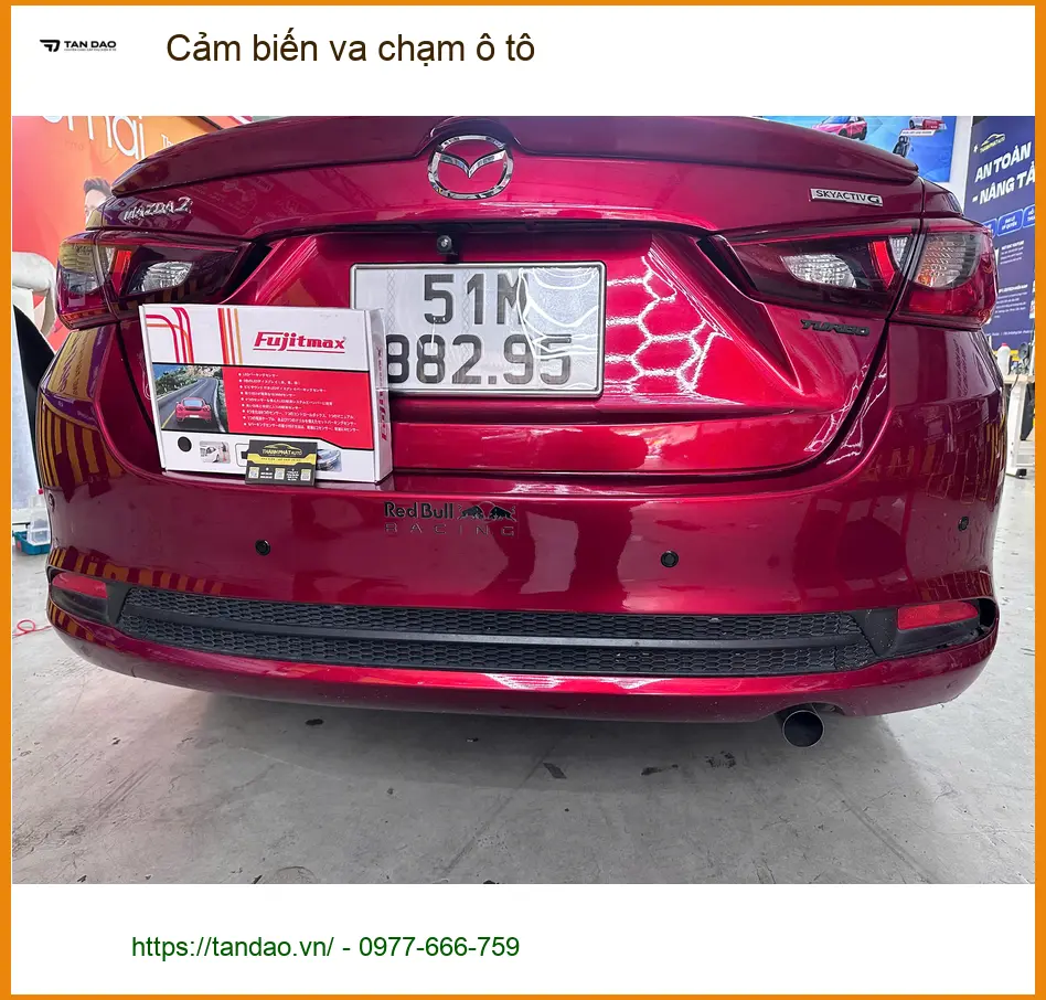Chị Thảo lắp cảm biến va chạm ô tô cho Hyundai Accent tại Quận 2 để lái xe an toàn hơn ảnh thực tế 4