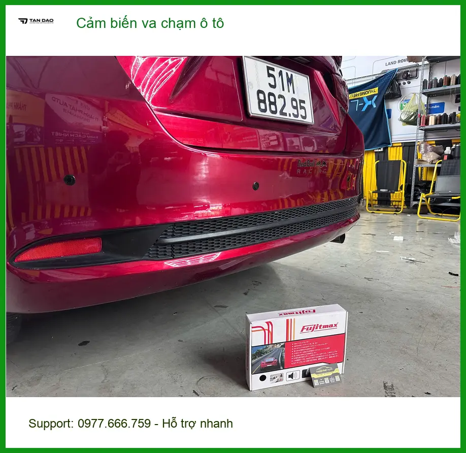 Chị Thảo lắp cảm biến va chạm ô tô cho Hyundai Accent tại Quận 2 để lái xe an toàn hơn ảnh thực tế 5