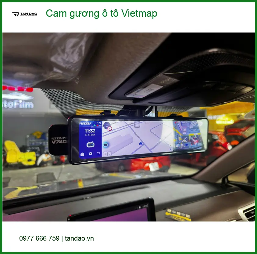Cô Phương Anh lắp cam gương ô tô Vietmap cho Toyota Raize tại Quận 9 để an toàn hơn ảnh thực tế 2