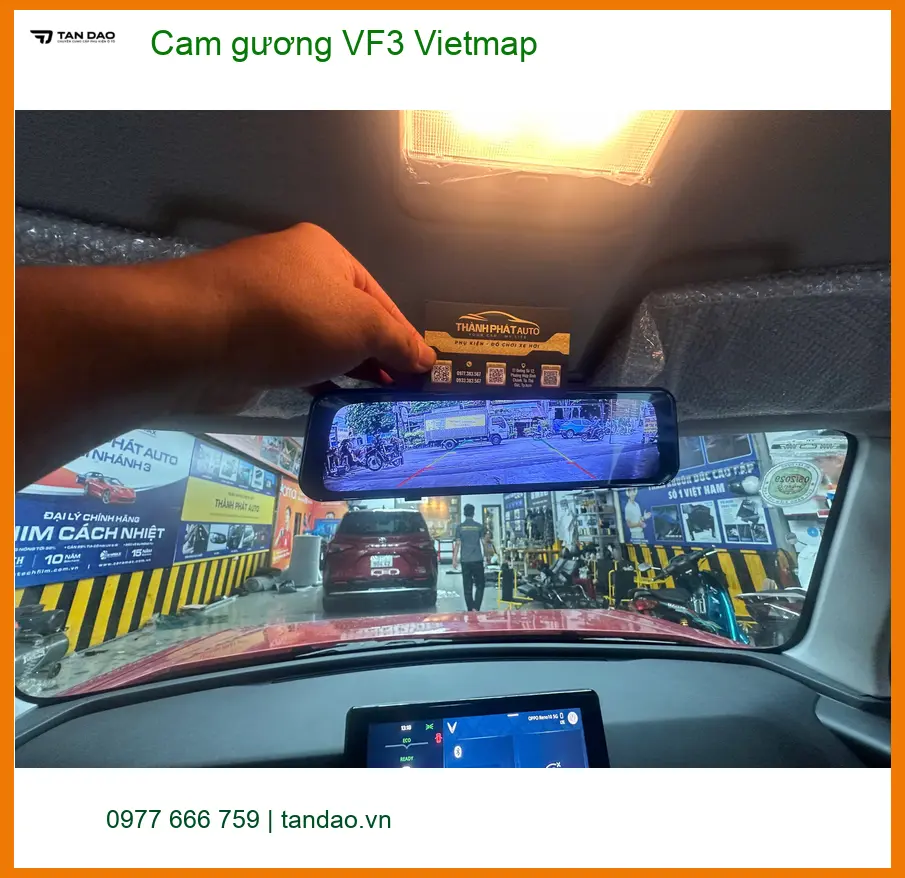 Chị Mai Anh lắp cam gương Vietmap cho VinFast VF3 tại Quận 7 để lái xe an toàn hơn ảnh thực tế 3