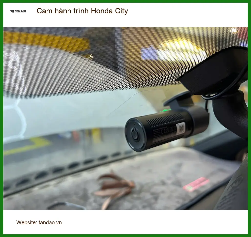 Anh Khôi lắp cam hành trình cho Honda City tại Quận 11 để ghi lại hành trình an toàn hơn ảnh thực tế 3