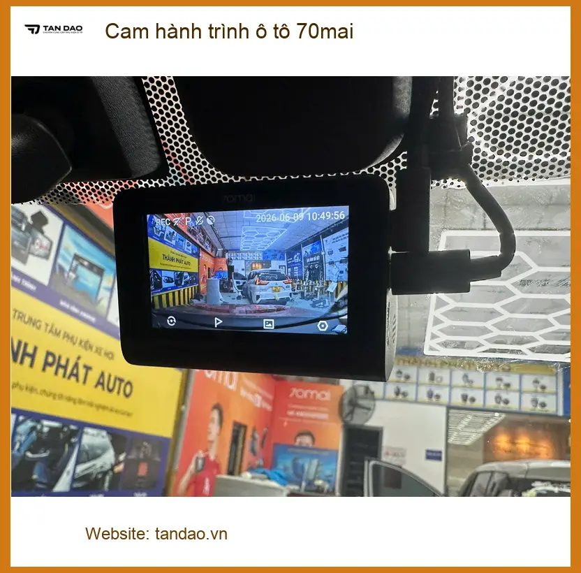 Anh Tùng lắp cam hành trình 70mai cho Hyundai Accent tại Quận 4 ảnh thực tế 5