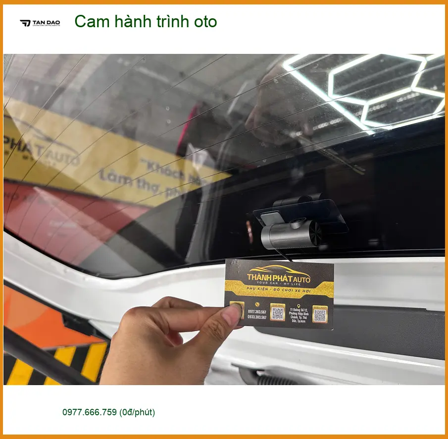 Chú Khải lắp cam hành trình oto cho Accent để ghi lại lộ trình tại Hóc Môn ảnh thực tế 3