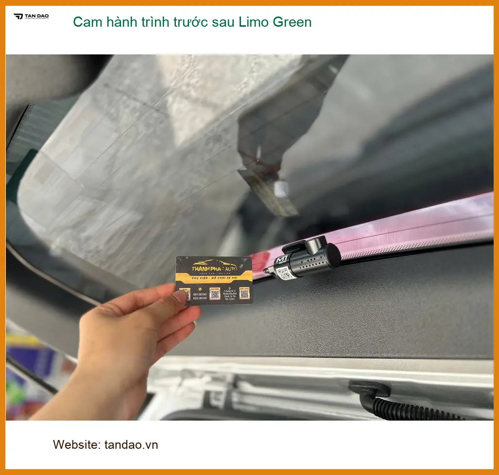 Chị Ngân lắp cam hành trình trước sau Limo Green cho Ford Everest tại Quận Tân Phú. ảnh thực tế 4